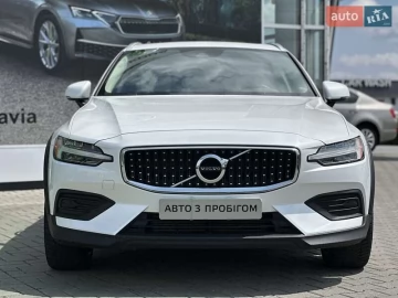 Авто Volvo V60 2020 № 7768543