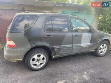 Авто Mercedes M-Class 2003 № 7768578