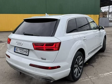Авто Audi Q7 2017 № 7768743