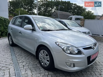 Авто Hyundai I30 2010 № 7768820