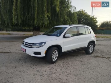Авто Volkswagen Tiguan 2015 № 7769126