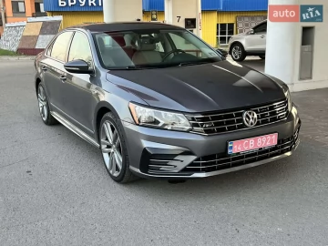 Авто Volkswagen Passat 2017 № 7769140