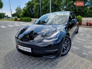 Авто Tesla Model 3 2021 № 7769183