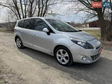 Авто Renault Grand Scenic 2011 № 7769591
