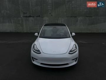 Авто Tesla Model 3 2019 № 7769690