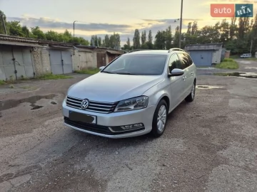 Авто Volkswagen Passat 2011 № 7769878