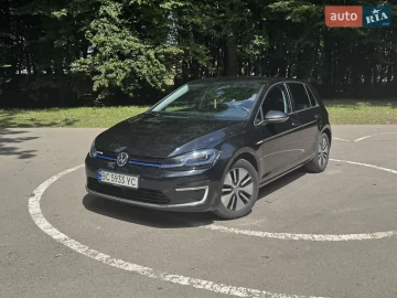 Авто Volkswagen E-Golf 2017 № 7769912