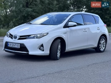 Авто Toyota Auris 2014 № 7769929