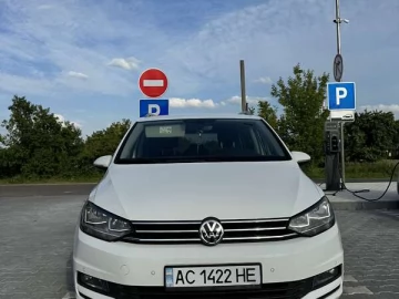 Авто Volkswagen Touran 2016 № 7769950