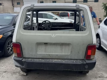 Авто ВАЗ 21213 Niva 2001 № 7770030