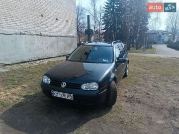 Авто Volkswagen Golf 2001 № 7770067