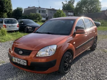 Авто KIA Rio 2006 № 7770068