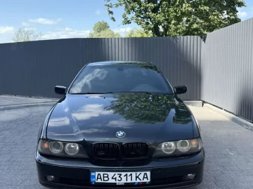 Авто BMW 5 Series 2002 № 7770081