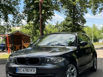 Авто BMW 1 Series 2008 № 7770126