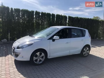 Авто Renault Scenic 2011 № 7770156