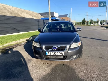 Авто Volvo V50 2012 № 7770165