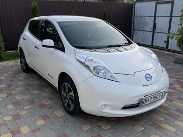 Авто Nissan Leaf 2015 № 7770171