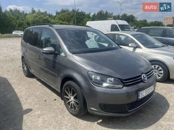 Авто Volkswagen Touran 2011 № 7770291