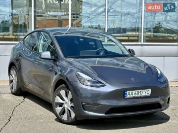 Авто Tesla Model Y 2023 № 7770323