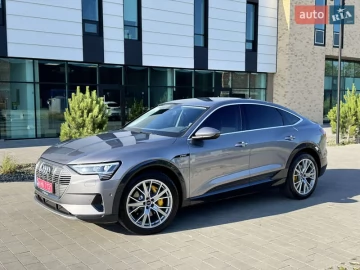 Авто Audi E-Tron 2023 № 7770330