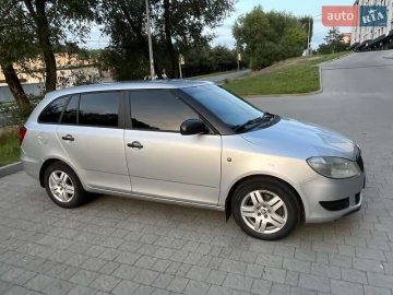 Авто Skoda Fabia 2014 № 7770365
