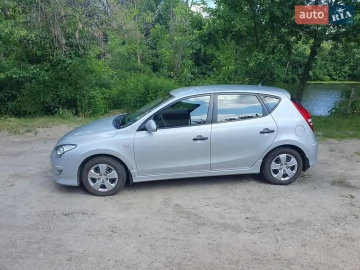 Авто Hyundai I30 2011 № 7770409