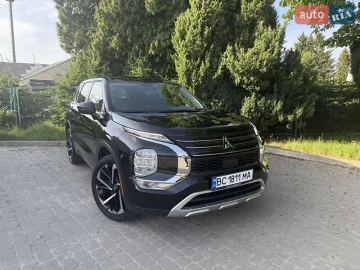 Авто Mitsubishi Outlander 2023 № 7770420