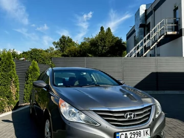 Авто Hyundai Sonata 2011 № 7770431
