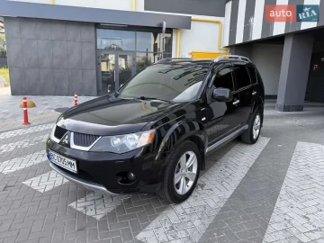 Авто Mitsubishi Outlander Xl 2008 № 7770640