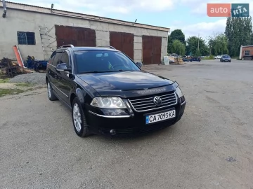 Авто Volkswagen Passat 2004 № 7770702