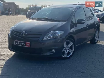 Авто Toyota Auris 2010 № 7770729
