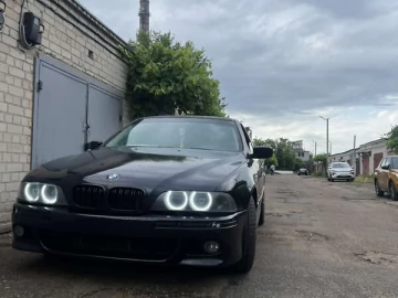 Авто BMW 5 Series 2000 № 7770808