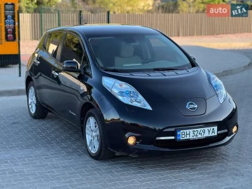 Авто Nissan Leaf 2012 № 7770937