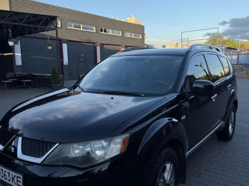 Авто Mitsubishi Outlander Xl 2008 № 7770970