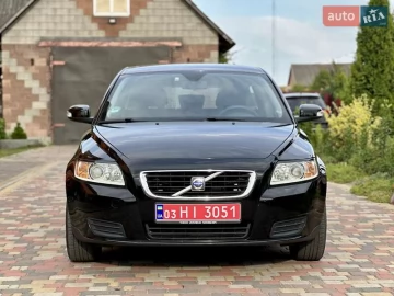 Авто Volvo V50 2008 № 7771047