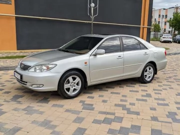 Авто Toyota Camry 2004 № 7771048