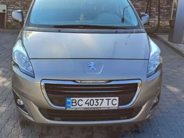 Авто Peugeot 5008 2015 № 7771079