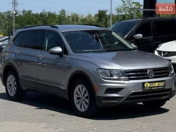 Авто Volkswagen Tiguan 2020 № 7771107