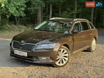 Авто Skoda Superb 2019 № 7771122
