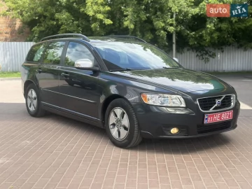 Авто Volvo V50 2009 № 7771202