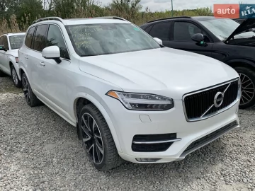 Авто Volvo Xc90 2019 № 7771294