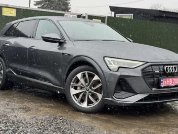 Авто Audi E-Tron 2021 № 7771318