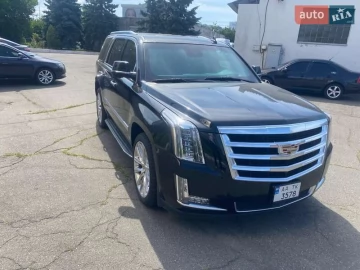 Авто Cadillac Escalade 2018 № 7771341