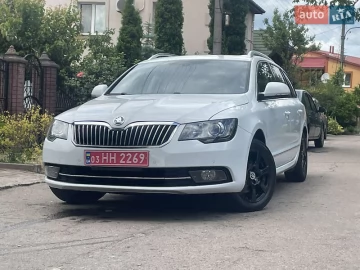 Авто Skoda Superb 2014 № 7771458