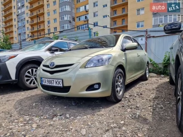 Авто Toyota Yaris 2007 № 7771597