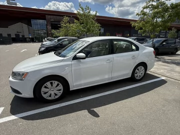 Авто Volkswagen Jetta 2014 № 7771649