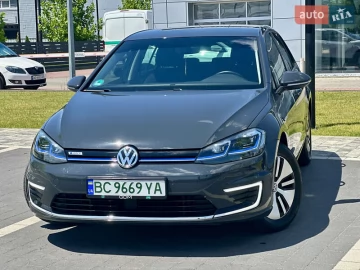 Авто Volkswagen E-Golf 2020 № 7771683