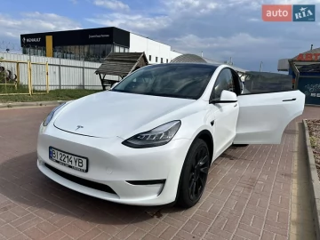 Авто Tesla Model Y 2023 № 7771755