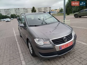 Авто Volkswagen Touran 2007 № 7771837