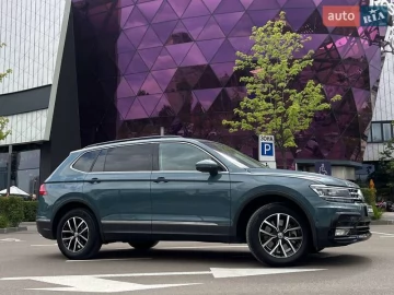 Авто Volkswagen Tiguan 2021 № 7771941
